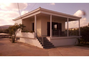 Vintage villa Gouves Relax in the olive grove